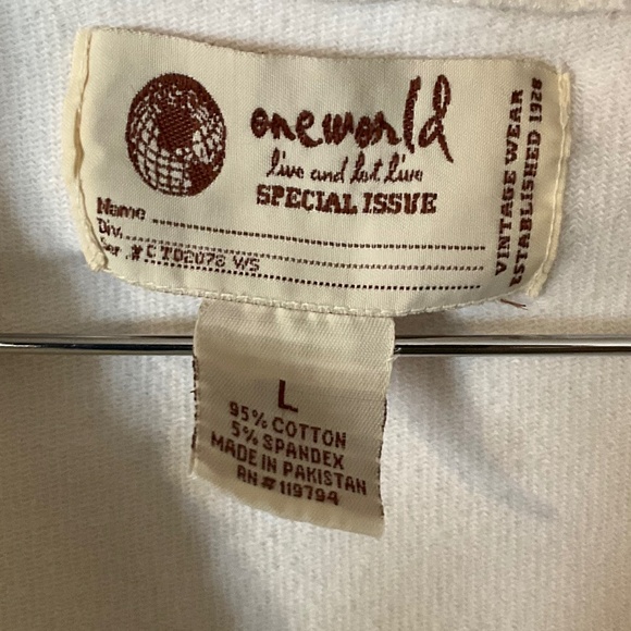 One World Special Issue Zip-Up Large - Picture 7 of 9